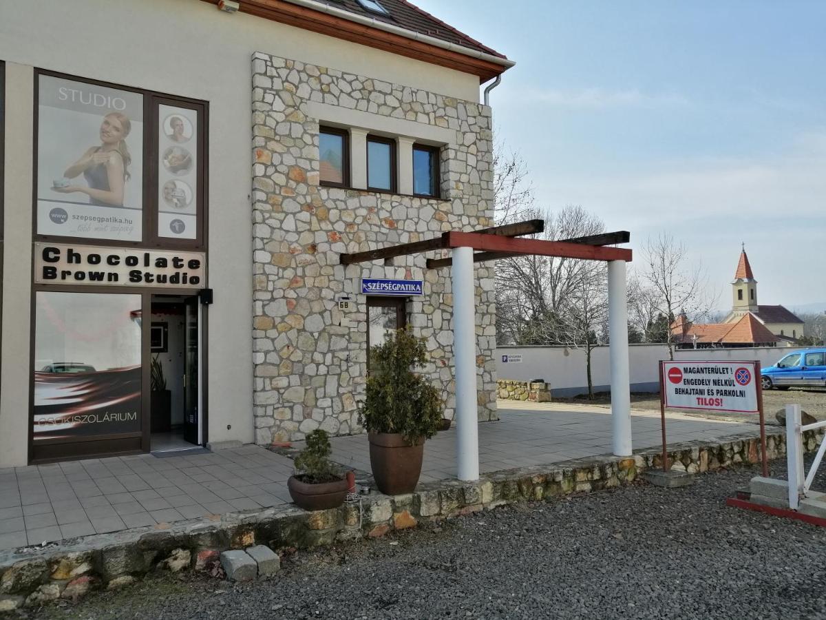 Szepsegpatika Apartman Sárospatak 外观 照片